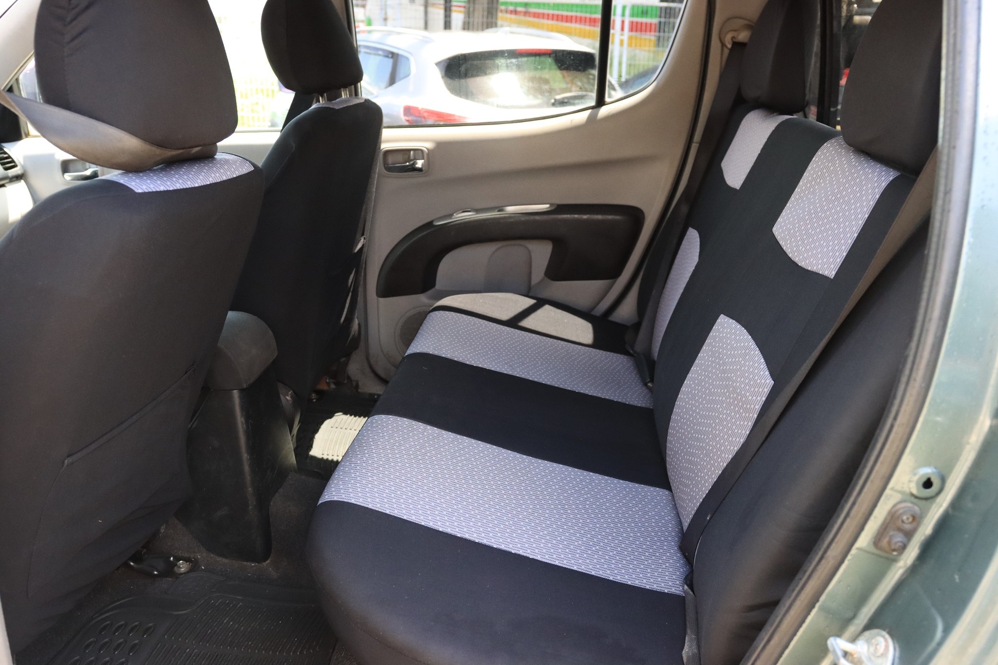 MITSUBISHI L200 DAKAR AUTOMATICA FULL 4X4 CON AC 2010 SUNROOF - Imagen 11