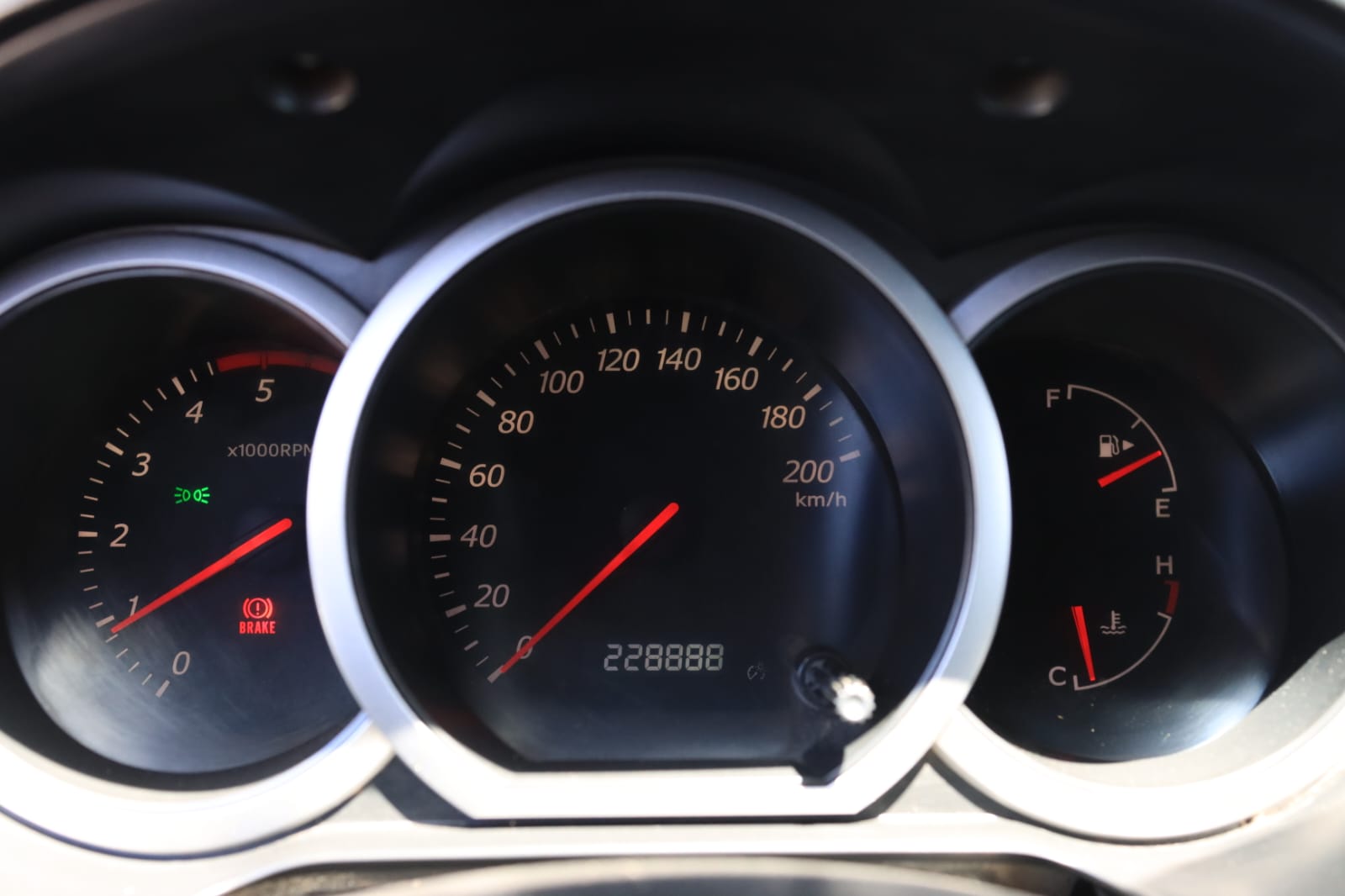 SUZUKI GRAND NOMADE 4P 2009 4X4 CAJA MT 1.9D - Imagen 12