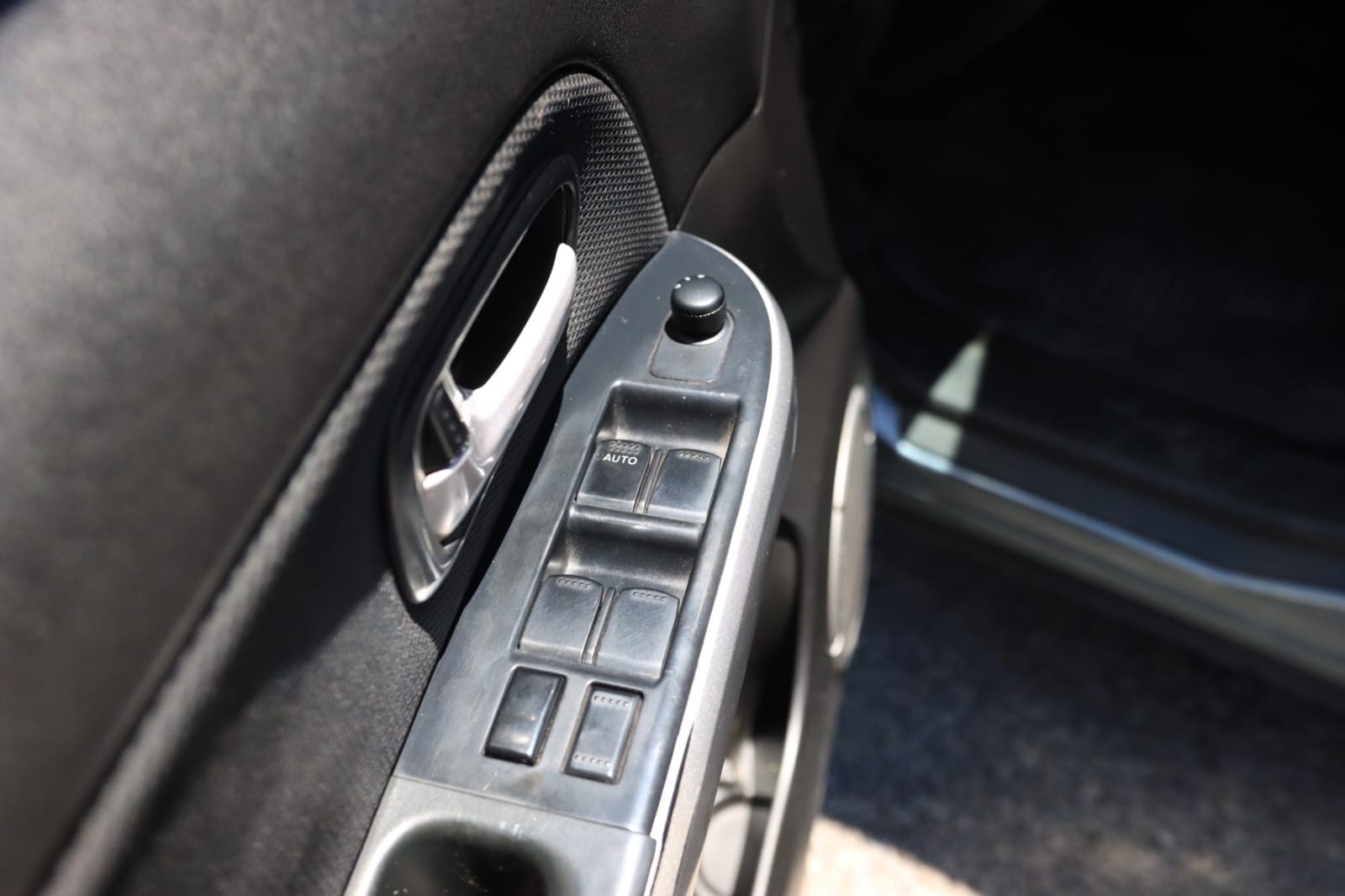 SUZUKI GRAND NOMADE 4P 2009 4X4 CAJA MT 1.9D - Imagen 6