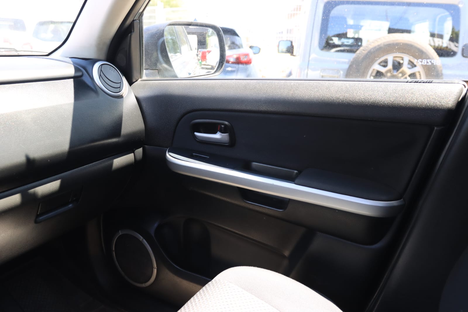 SUZUKI GRAND NOMADE 4P 2009 4X4 CAJA MT 1.9D - Imagen 7